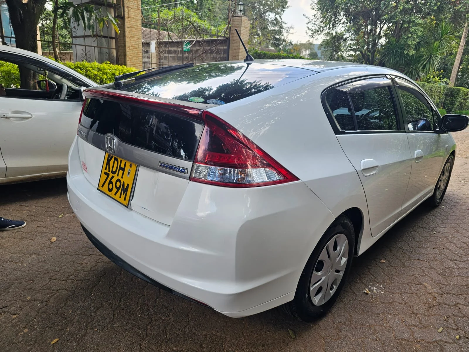 Honda insight New Shape 😲 QUICK SALE 😲. Cars from 150K, 30% Deposit lipa pole pole. Hire purchase installments HP. UpTo 70% financing/finance NO CRB STATUS CHECK Trade in OK