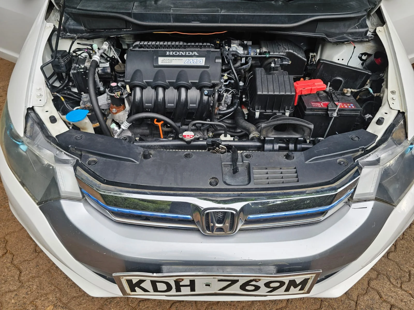 Honda insight New Shape 😲 QUICK SALE 😲. Cars from 150K, 30% Deposit lipa pole pole. Hire purchase installments HP. UpTo 70% financing/finance NO CRB STATUS CHECK Trade in OK
