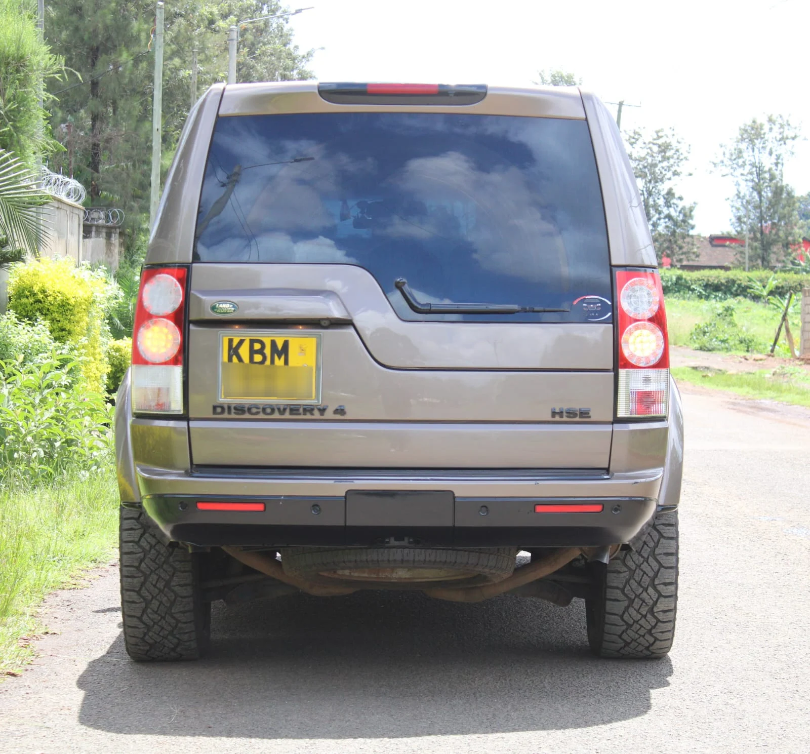 Land Rover Discovery 4 disco 4 Local Assembly  Very clean 😲 💪 Fully Loaded QUICK SALE. Cars from 150K, 30% Deposit lipa pole pole. Hire purchase installments HP Car IMPORT 0% DEPOSIT. UpTo 70% financing/finance NO CRB STATUS CHECK Trade in OK