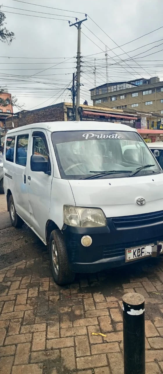 Toyota Town-Ace New Shape 😲 QUICK SALE. Cars from 150K, 30% Deposit lipa pole pole. Hire purchase installments HP. UpTo 70% financing/finance NO CRB STATUS CHECK Trade in OK