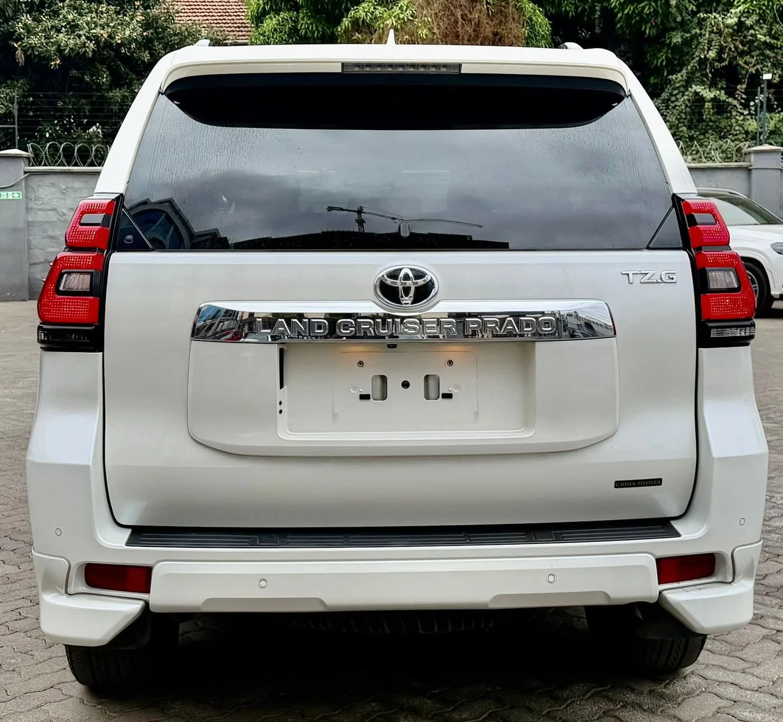 TOYOTA PRADO TZG  New Arrival New Shape 😲 💪 Fully Loaded QUICK SALE. Cars from 150K, 30% Deposit lipa pole pole. Hire purchase installments HP Car IMPORT 0% DEPOSIT. UpTo 70% financing/finance NO CRB STATUS CHECK Trade in OK