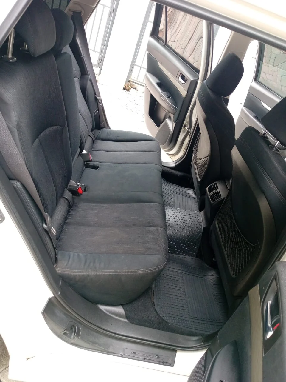 Subaru Legacy New Shape Very clean 😲. Cars from 150K, 30% Deposit lipa pole pole. Hire purchase installments HP. UpTo 70% financing/finance NO CRB STATUS CHECK Trade in OK