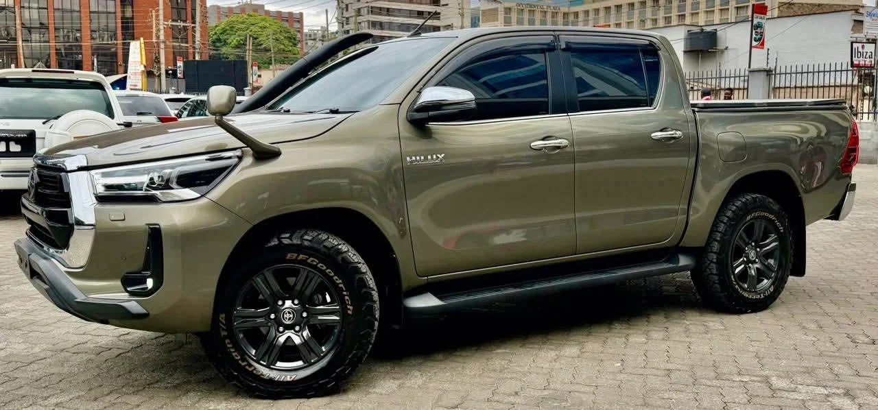 Toyota HILUX NEW SHAPE  New Arrival 😲 💪 Fully Loaded QUICK SALE. Cars from 150K, 30% Toyota HILUX NEW SHAPE  Deposit lipa pole pole. Hire purchase installments HP. UpTo 70% financing/finance NO CRB STATUS CHECK Trade in OK