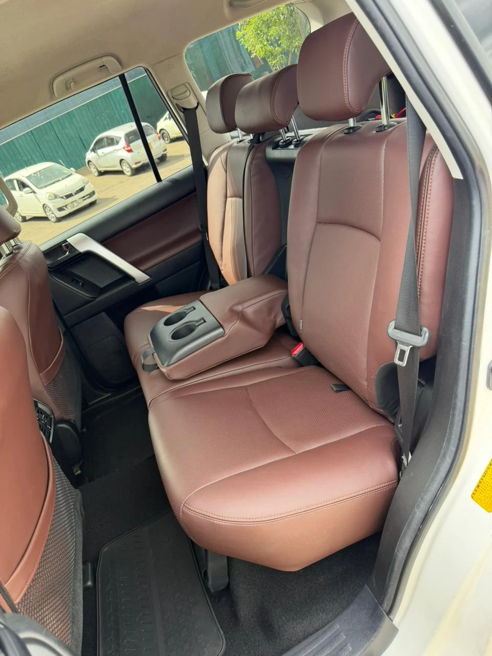 TOYOTA LAND CRUISER Prado j150 DIESEL New Arrival New Shape 😲 💪 Fully Loaded QUICK SALE. Cars from 150K, 30% Deposit lipa pole pole. Hire purchase installments HP Car IMPORT 0% DEPOSIT. UpTo 70% financing/finance NO CRB STATUS CHECK Trade in OK