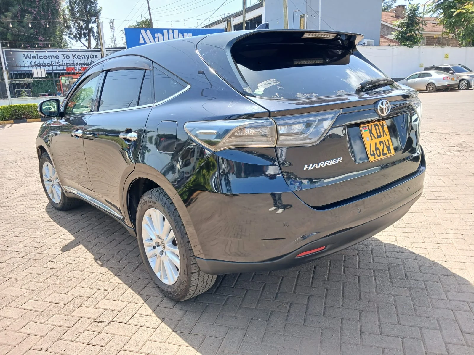 Toyota Harrier KDX 2.3M ONLY New Shape 😲 QUICK SALE. Cars from 150K, 30% Deposit lipa pole pole. Hire purchase installments HP. UpTo 70% financing/finance NO CRB STATUS CHECK Trade in OK