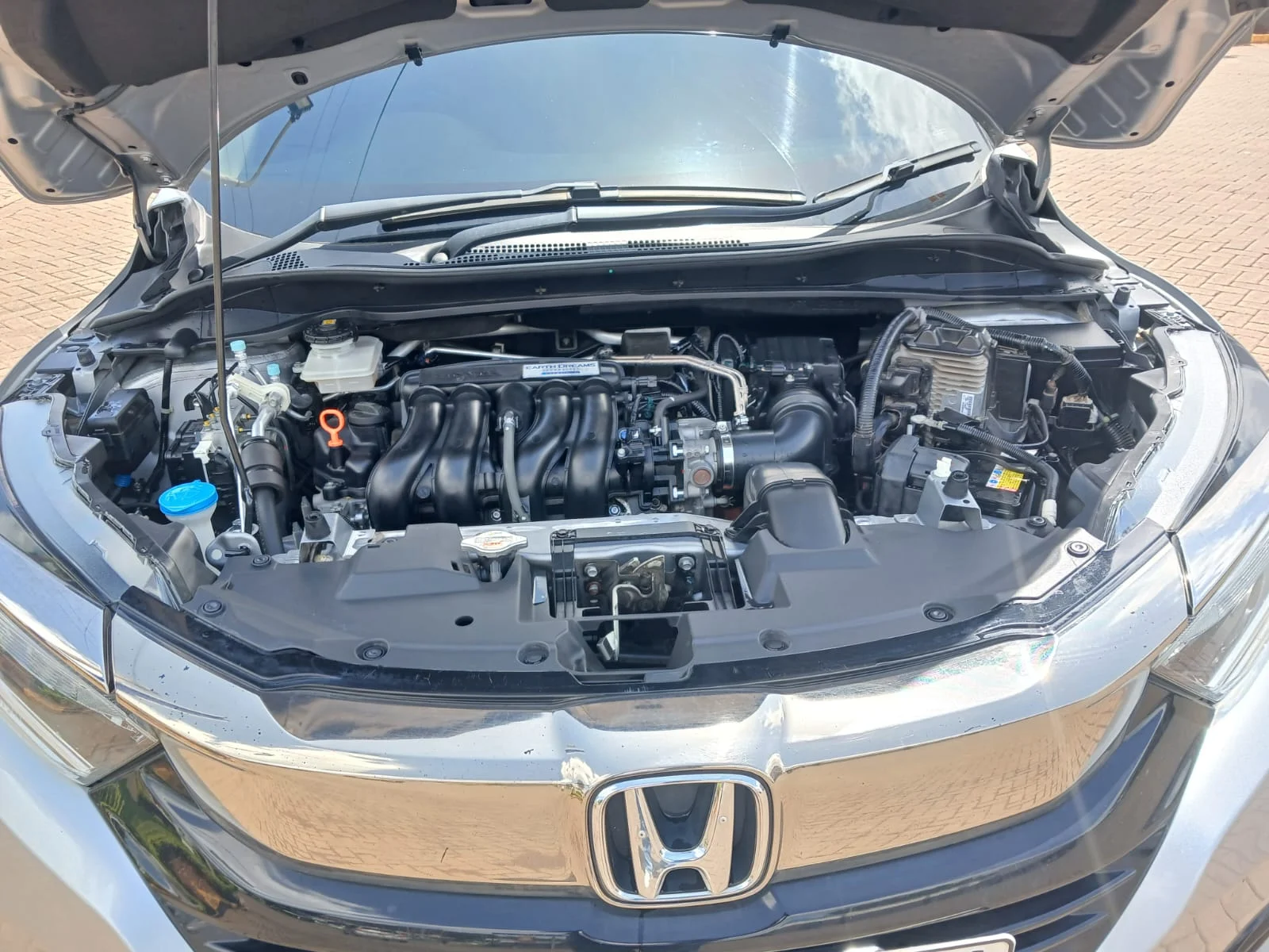 Honda Vezel New Shape 😲 QUICK SALE. Cars from 150K, 30% Deposit lipa pole pole. Hire purchase installments HP. UpTo 70% financing/finance NO CRB STATUS CHECK Trade in OK