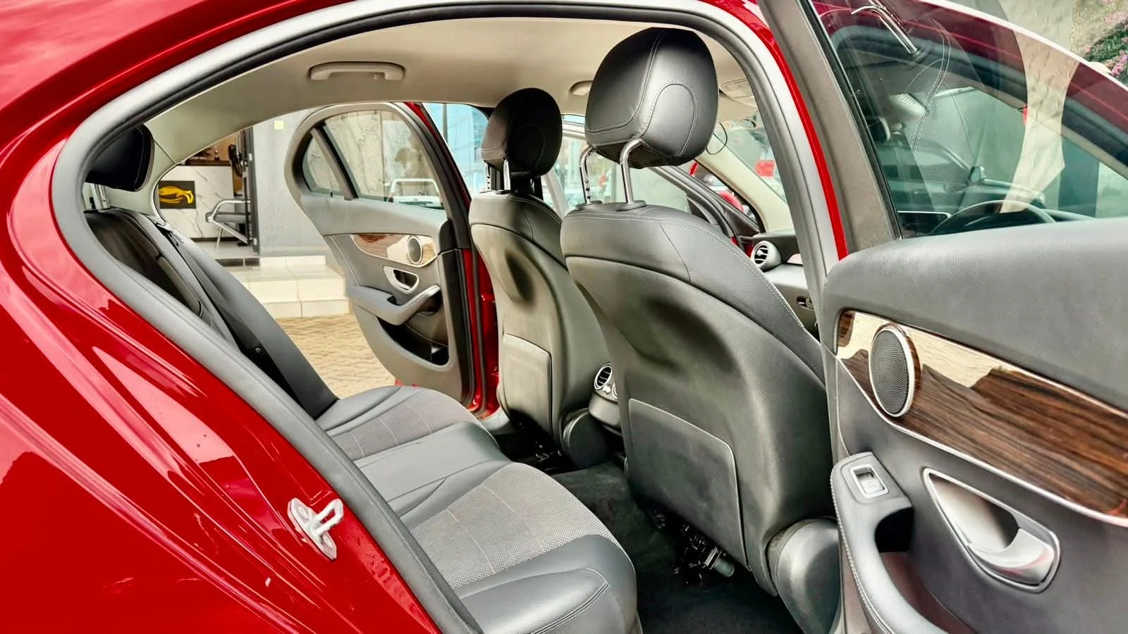 Mercedes Benz c200 New Shape New Arrival 😲. Cars from 150K, 30% Deposit lipa pole pole. Hire purchase installments HP. UpTo 70% financing/finance NO CRB STATUS CHECK Trade in OK