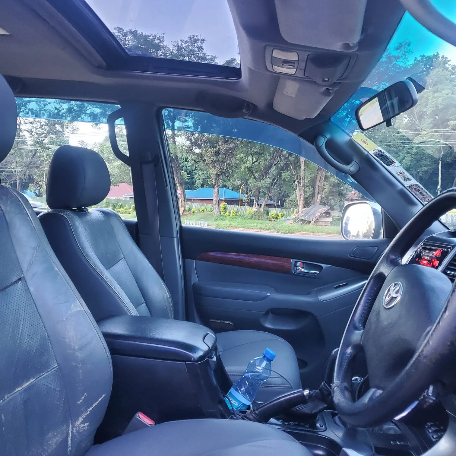 TOYOTA LAND-CRUISER Prado J120 Sunroof Leather Diesel 😲 💪 Fully Loaded QUICK SALE. Cars from 150K, 30% Deposit lipa pole pole. Hire purchase installments HP. UpTo 70% financing/finance NO CRB STATUS CHECK Trade in OK
