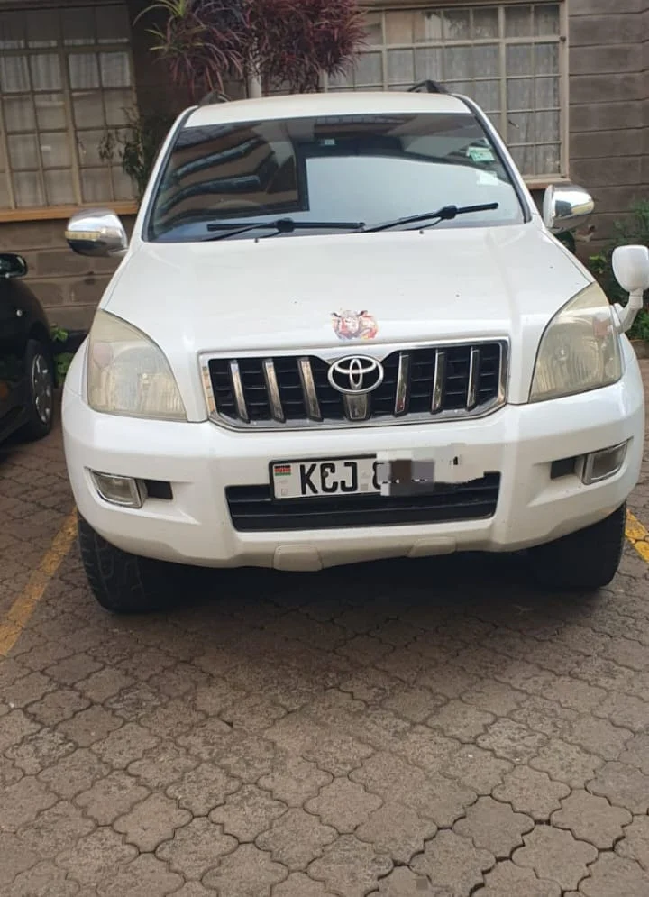 TOYOTA LAND-CRUISER Prado j120  2009 1.68M ONLY Nego Very clean  😲 💪 Fully Loaded QUICK SALE. Cars from 150K, 30% Deposit lipa pole pole. Hire purchase installments HP. UpTo 70% financing/finance NO CRB STATUS CHECK Trade in OK