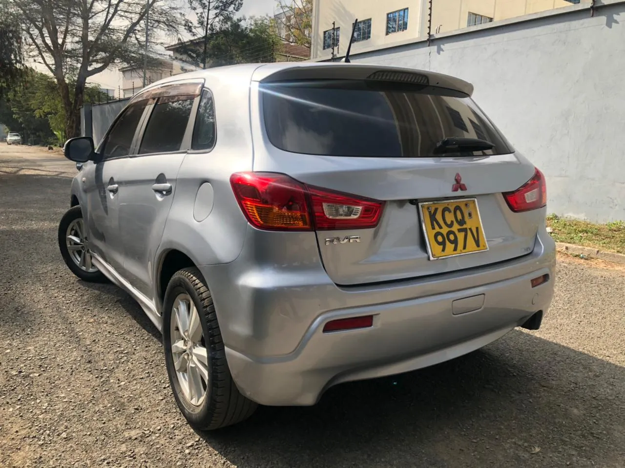 Mitsubishi RVR 2011 Pay 20% 80% in 60 Monthly Installments As New