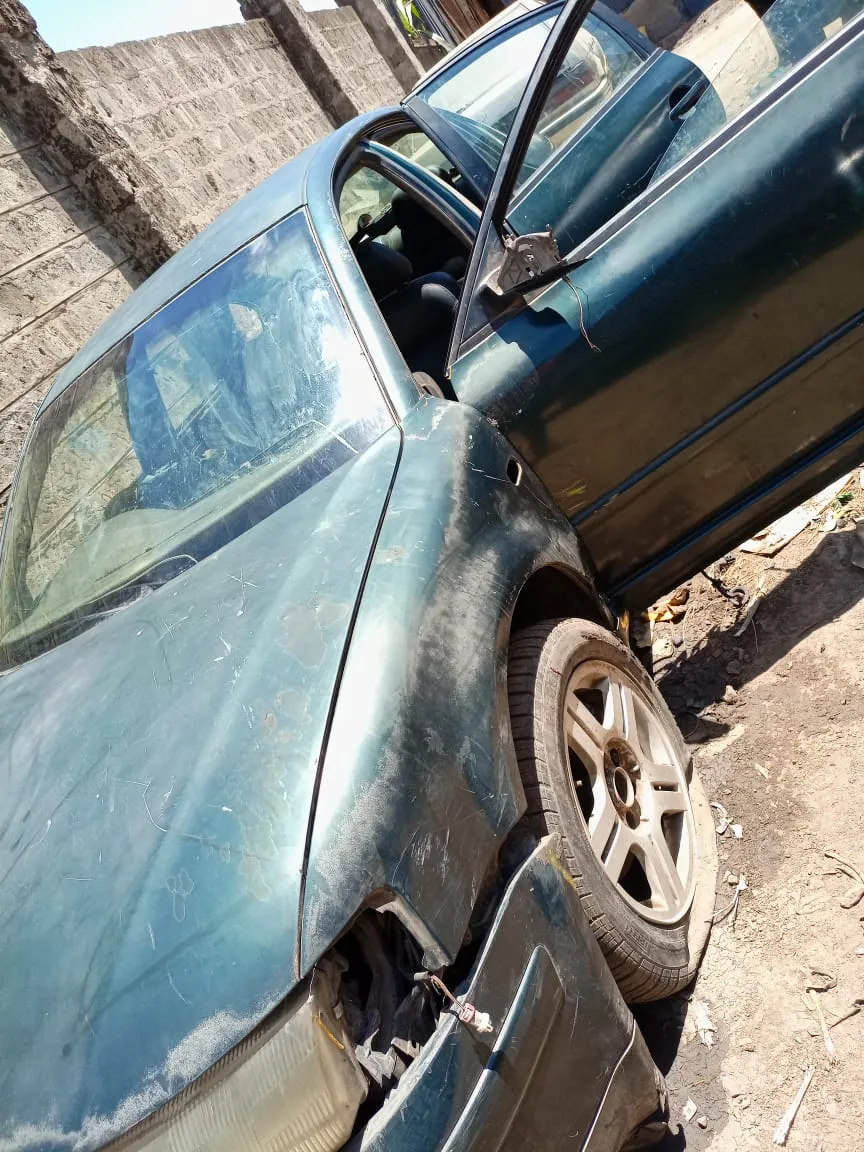 Cars Cars For Sale/Vehicles Saloon/Sedan-Grounded BMW 320i Accident Free Minor Issues 170K ONLY!