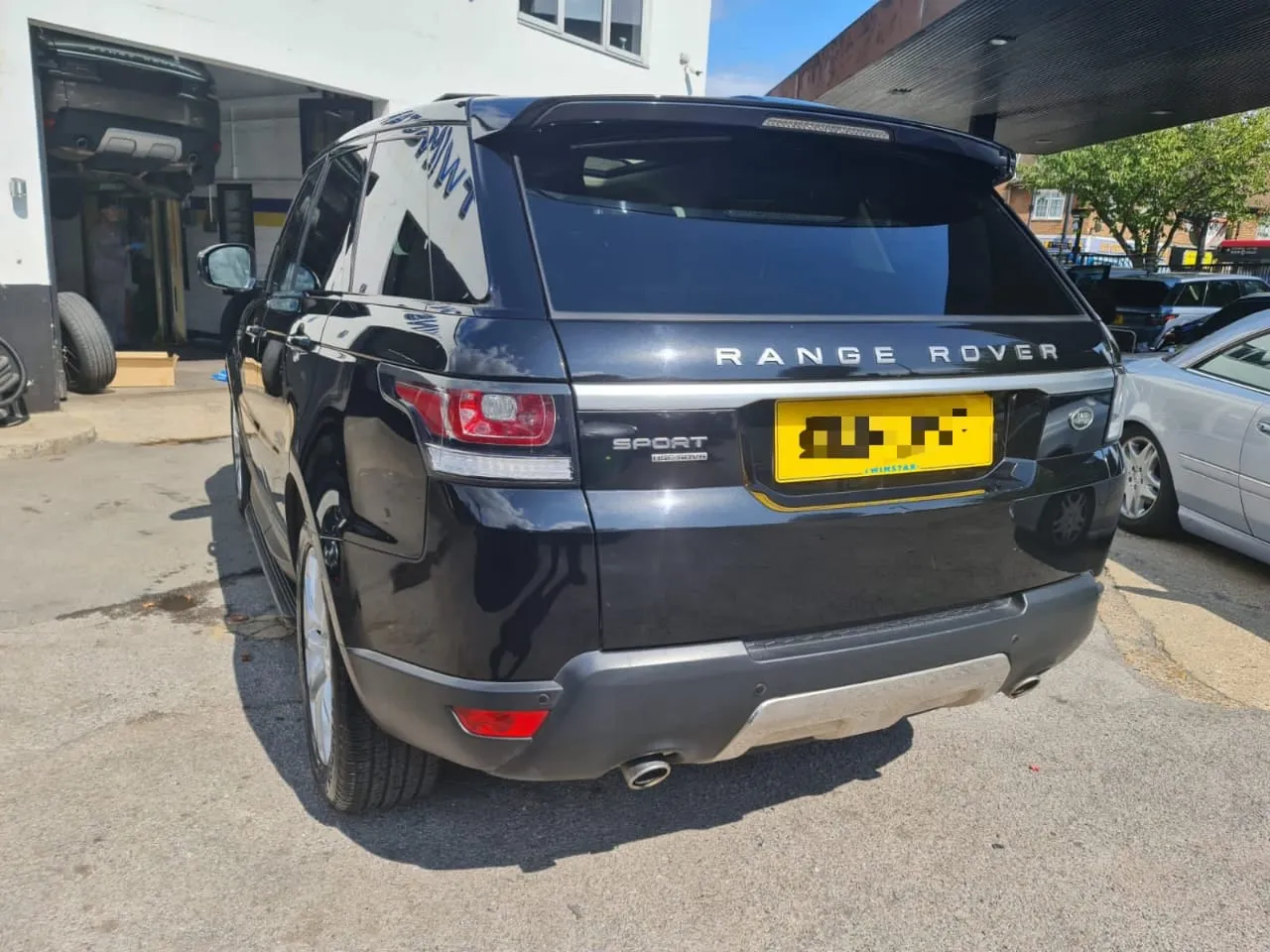 Range Rover sport 2014 Fully Loaded New Shape Hottest Deal in Kenya