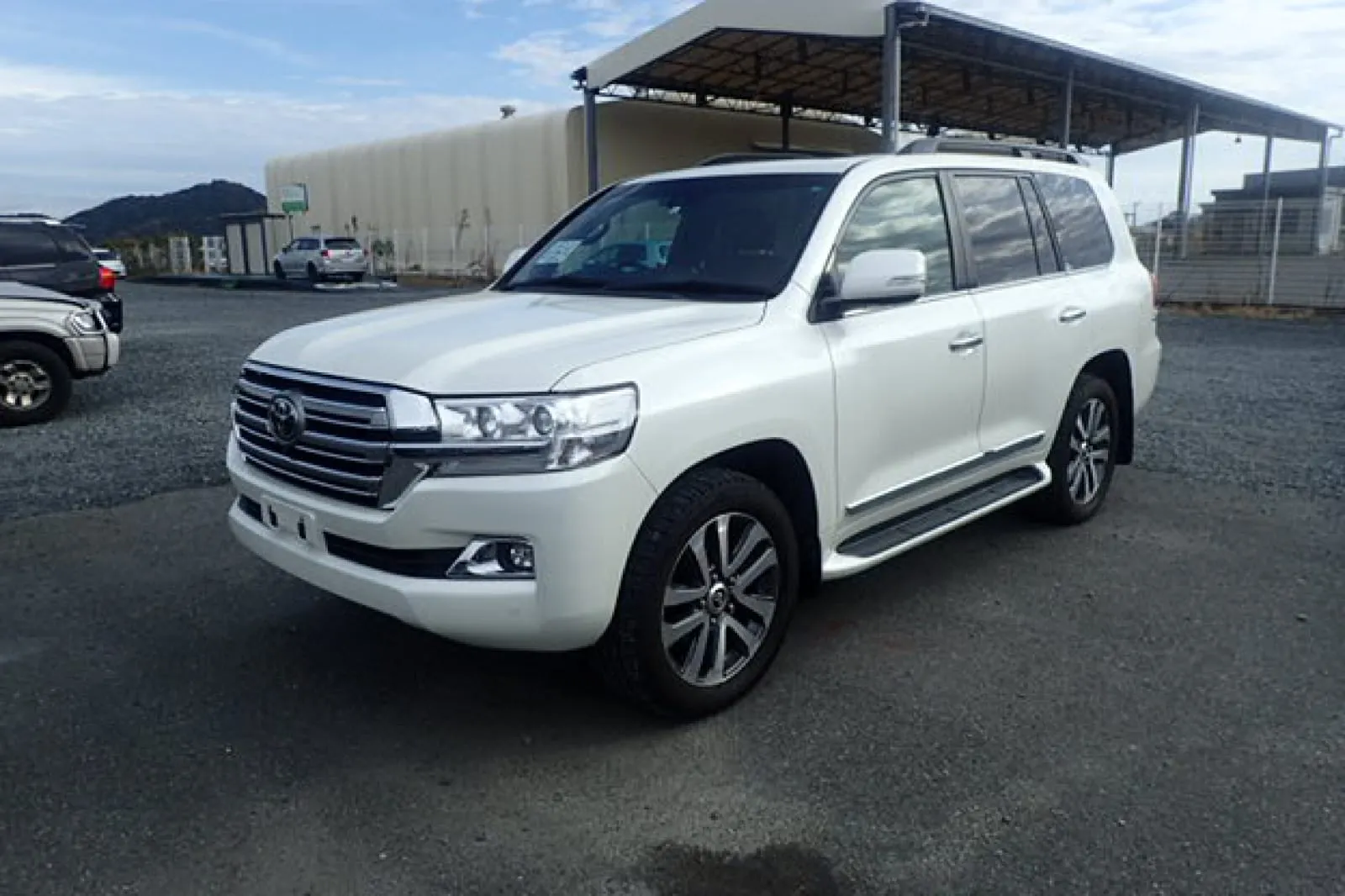 2016 TOYOTA LAND CRUISER ZX PEARL EXCLUSIVE DEAL!