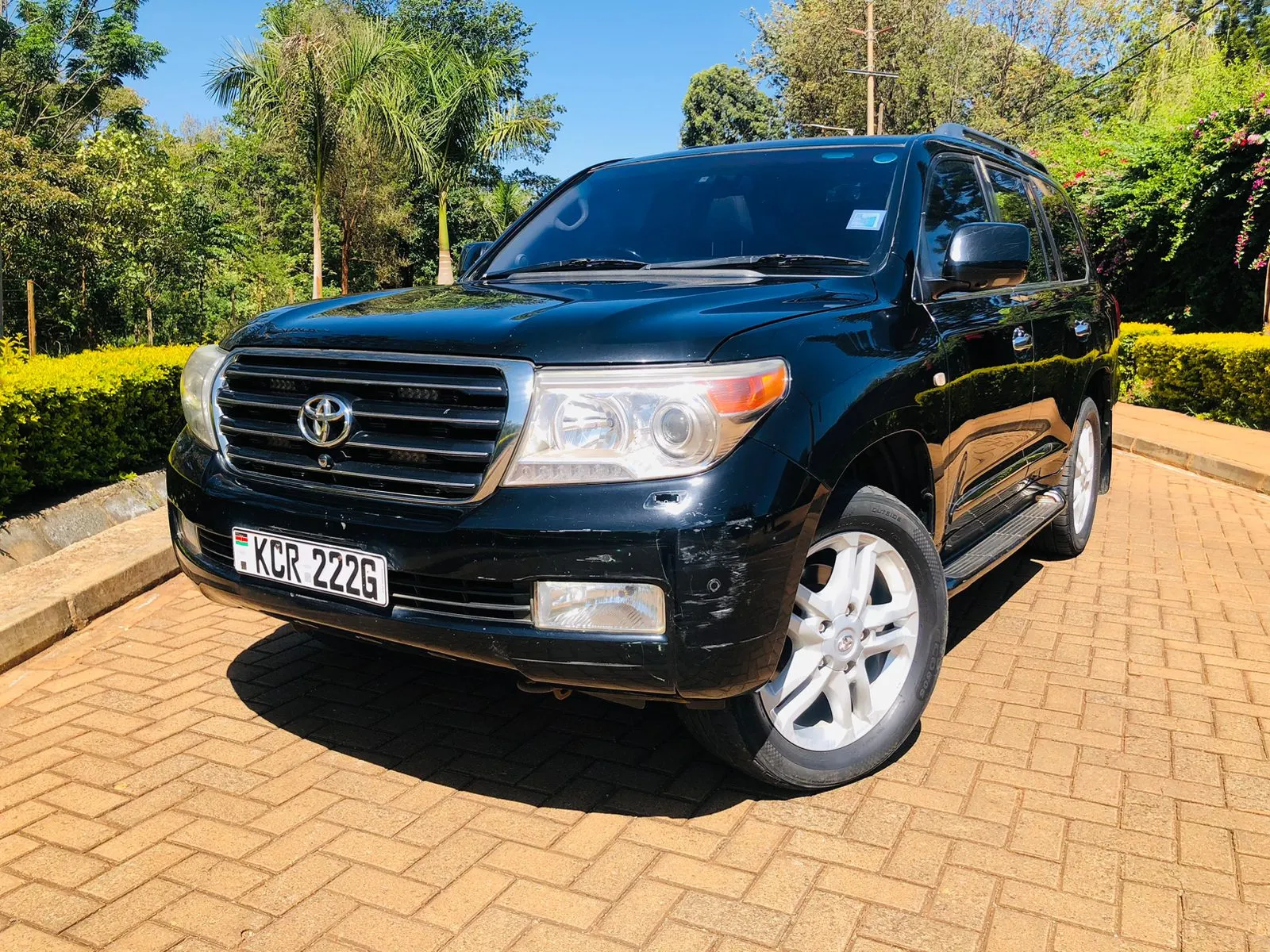 Toyota landcruiser V8 ZX 2011 Fully Loaded You Pay 50% DEPOSIT EXCLUSIVE!