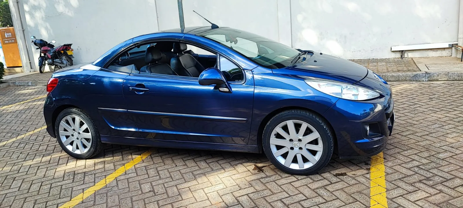 Peugeot 207 CONVERTIBLE You ONLY Pay 30% Deposit Trade in Ok QUICK SALE