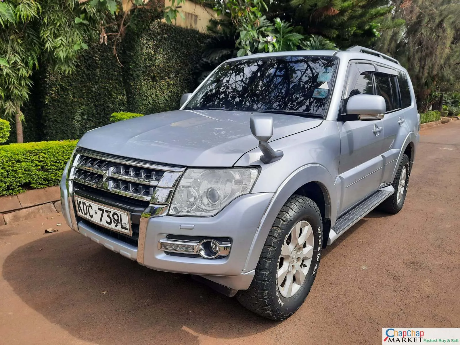 Cars Cars For Sale/Vehicles-Mitsubishi Pajero For sale in Kenya fully loaded You Pay 30% Deposit Trade in Ok EXCLUSIVE 9