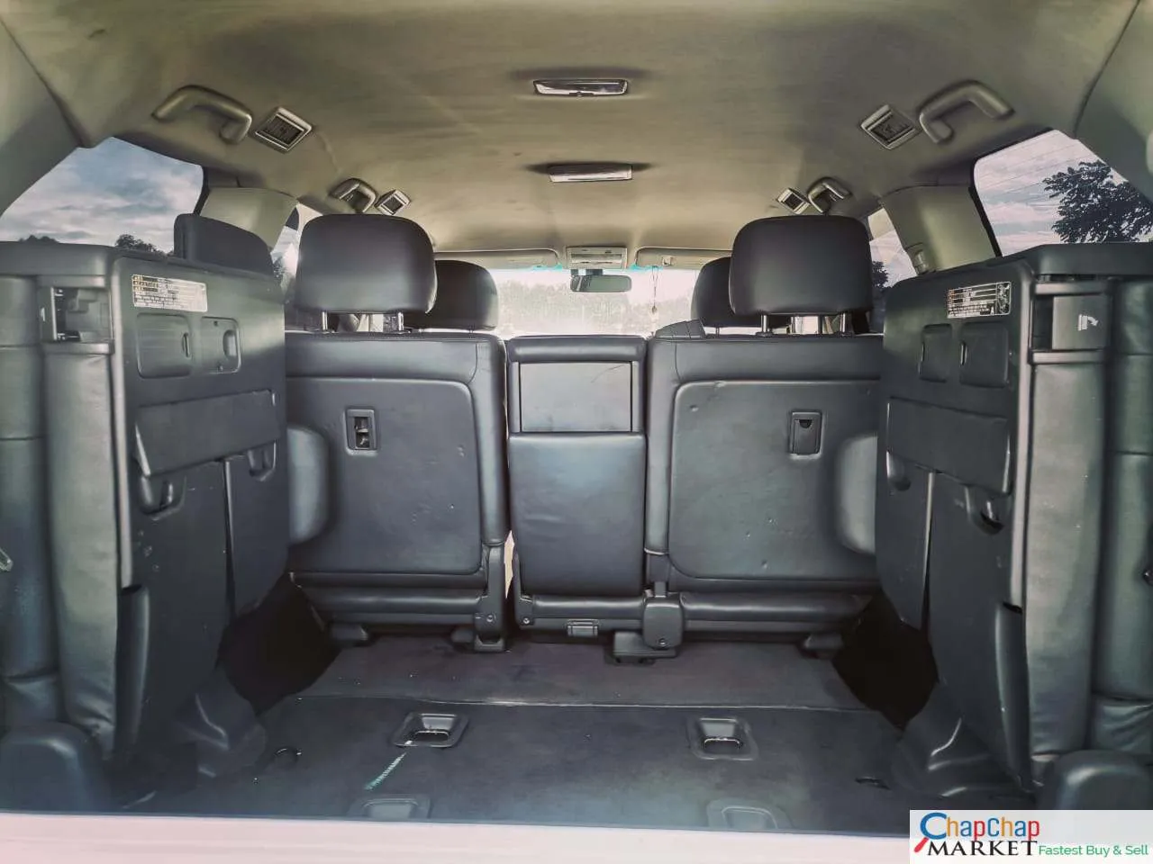 Toyota Land cruiser V8 For Sale in Kenya 202 3.3M Only SUNROOF LEATHER TRADE IN OK EXCLUSIVE