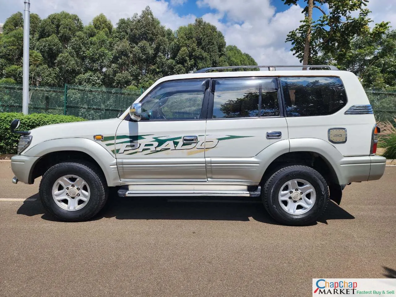 Toyota Prado 95 for sale in Kenya QUICK SALE You Pay 30% Deposit Trade in OK EXCLUSIVE