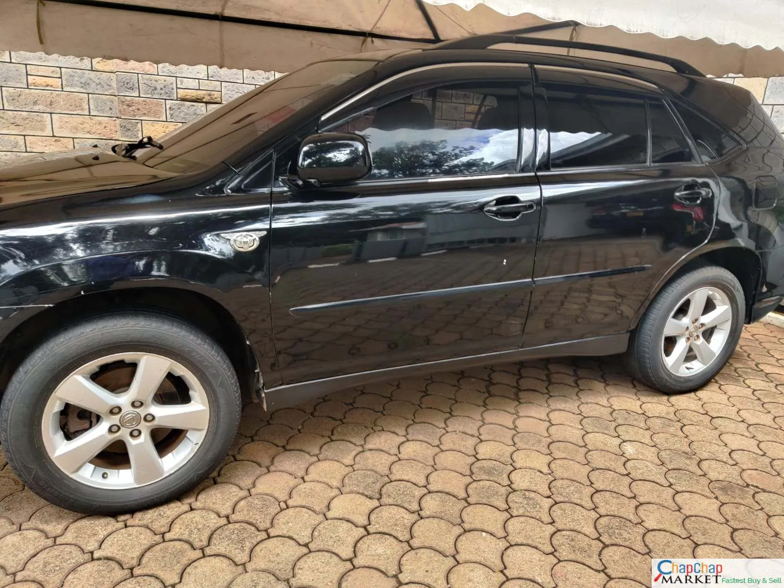 LEXUS RX 300 for sale in Kenya 550K You Pay 30% Deposit Trade in OK EXCLUSIVE (SOLD)