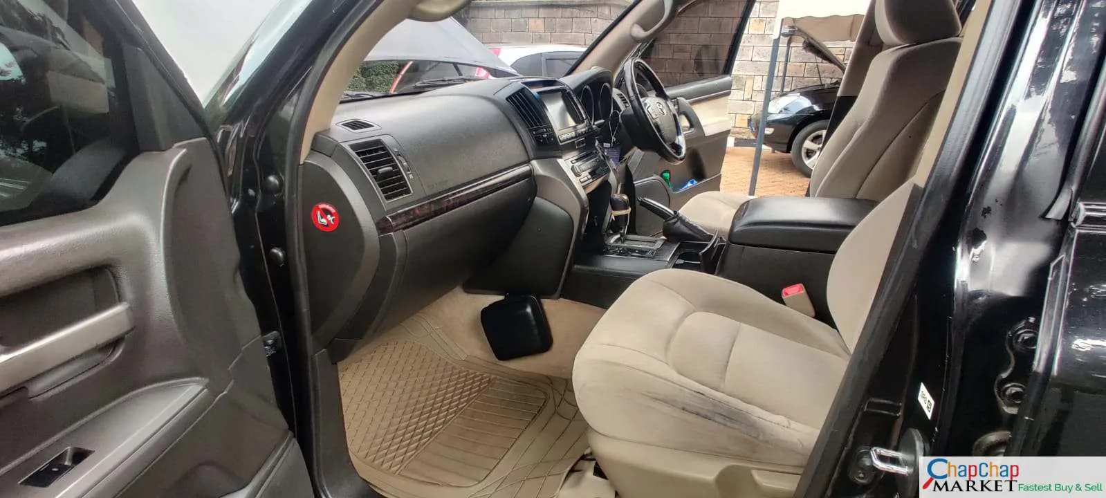 Toyota Land cruiser V8 for sale in Kenya 200 series KCA 2.9M ONLY TRADE IN OK EXCLUSIVE (SOLD)