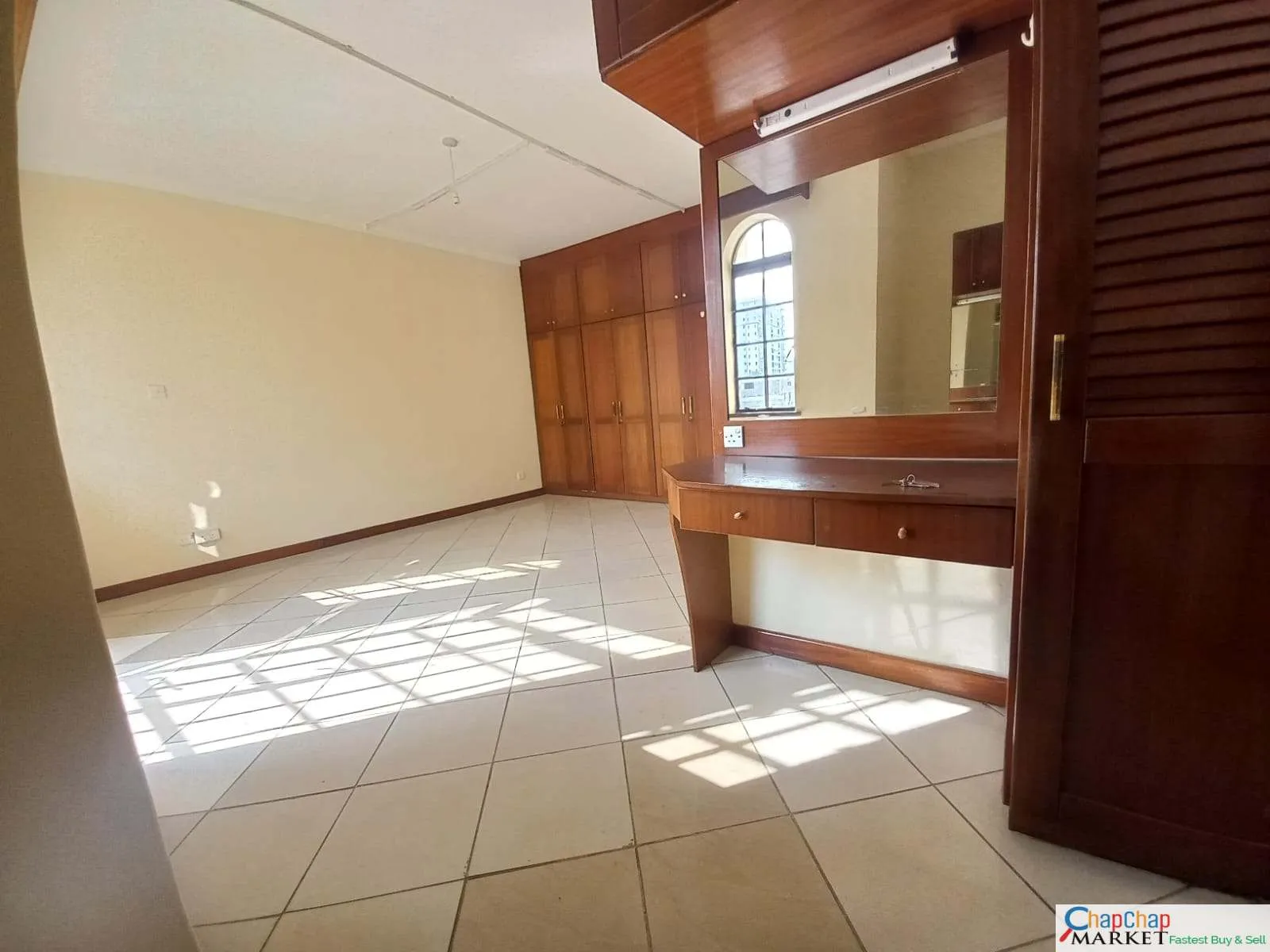 Private: Prime Commercial Offices Property in Kilimani