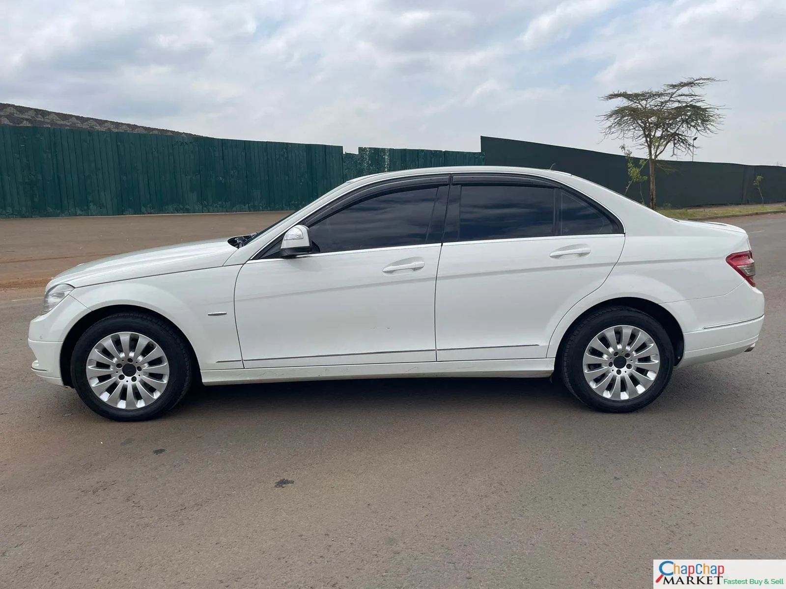 Mercedes Benz C200 for sale in Kenya 🔥 You Pay 30% DEPOSIT Trade in OK EXCLUSIVE Hire Purchase Installments bank finance ok (SOLD)