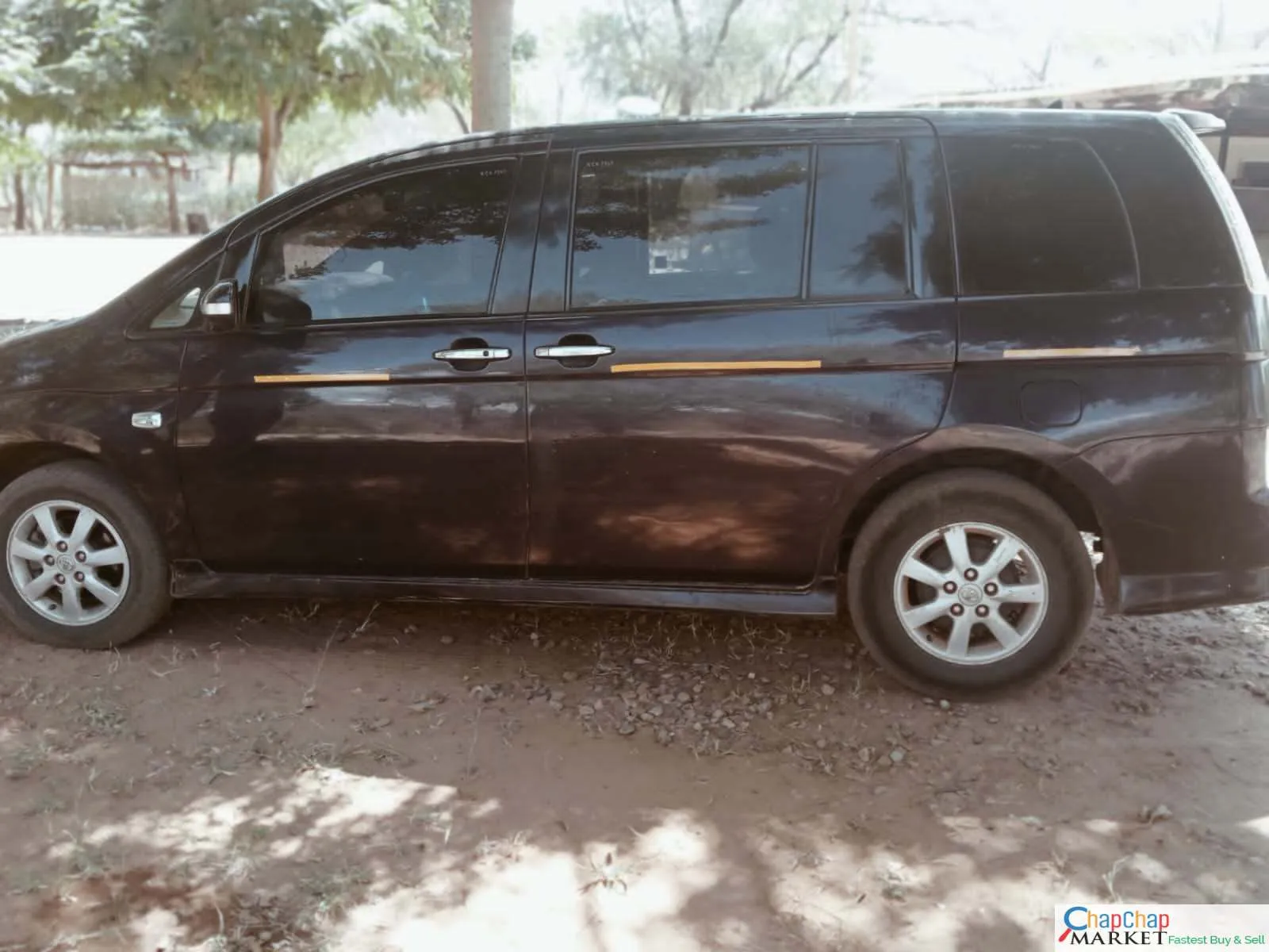 Toyota ISIS platana You Pay 30% Deposit Trade in OK exclusive isis platana for sale in kenya hire purchase installments