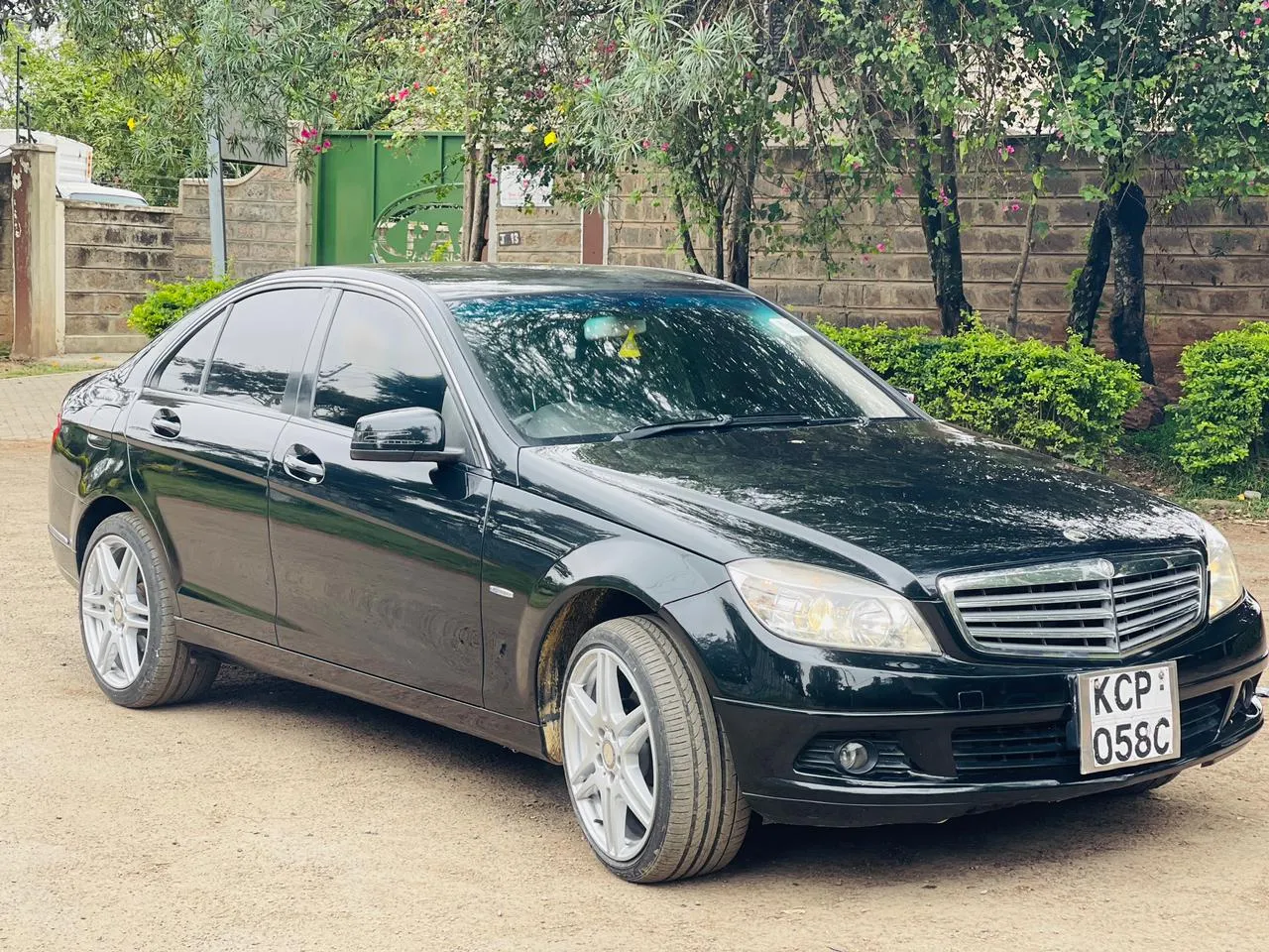 Mercedes Benz C200 kenya 🔥 You Pay 30% DEPOSIT Trade in OK Mercedes Benz c200 for sale in kenya hire purchase installments EXCLUSIVE