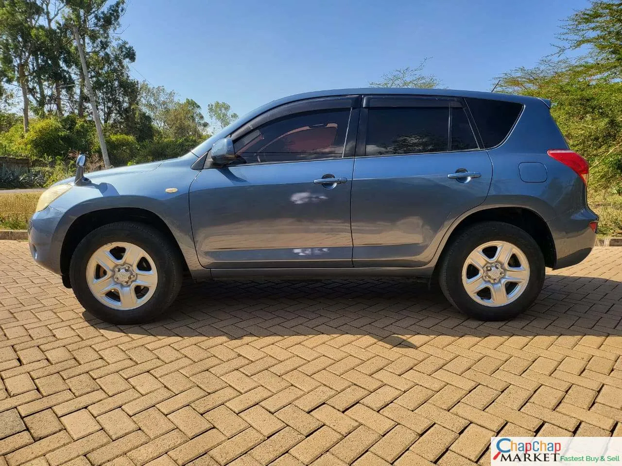 Cars Cars For Sale-Toyota RAV4 kenya CHEAPEST You Pay 30% Deposit Trade in OK Toyota RAV4 for sale in kenya hire purchase installments EXCLUSIVE 9