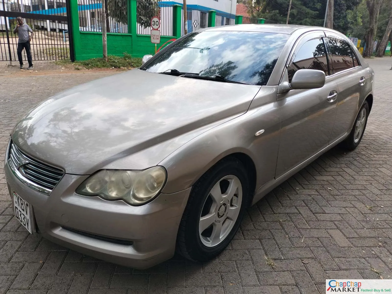 Toyota Mark X QUICK SALE You Pay 30% Deposit Trade in OK For Sale in Kenya hire purchase installments Kenya