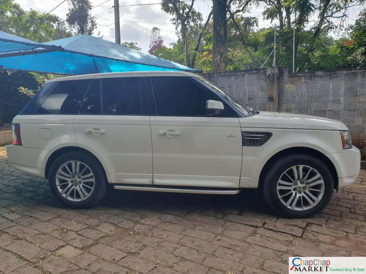 Range Rover Sport kenya Asian owner CHEAPEST You pay 30% deposit Trade in OK sport for sale in kenya hire purchase installments EXCLUSIVE