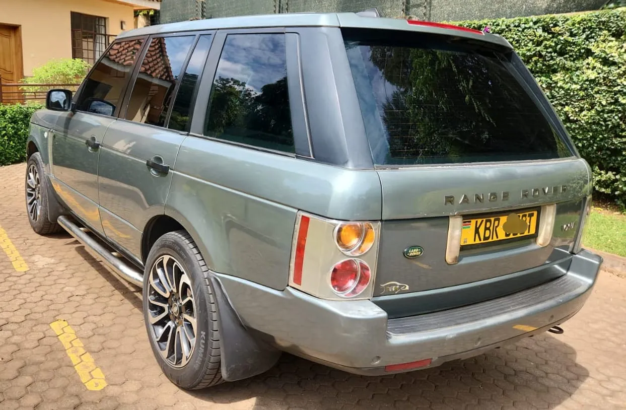RANGE ROVER VOGUE asian owner QUICK SALE SUNROOF You Pay 40% DEPOSIT TRADE IN OK For sale in kenya exclusive