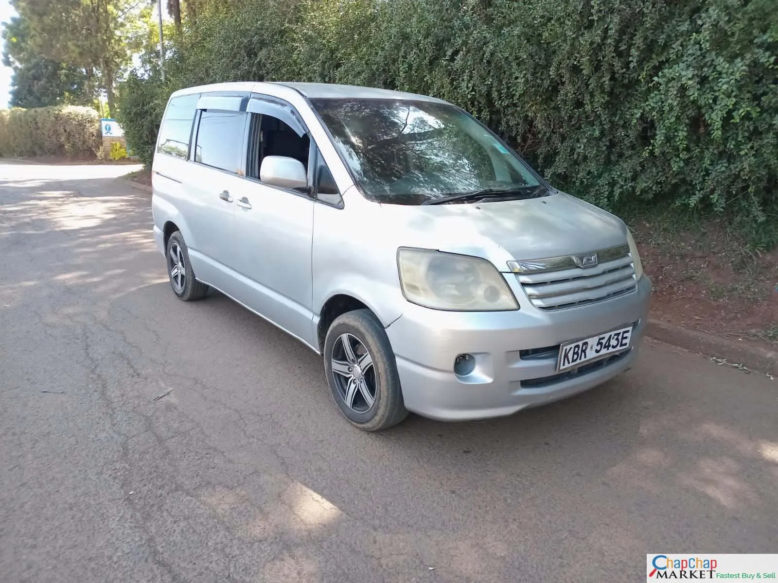 Toyota NOAH kenya 460K ONLY You Pay 30% Deposit Trade in OK Toyota Noah for sale in kenya hire purchase installments EXCLUSIVE