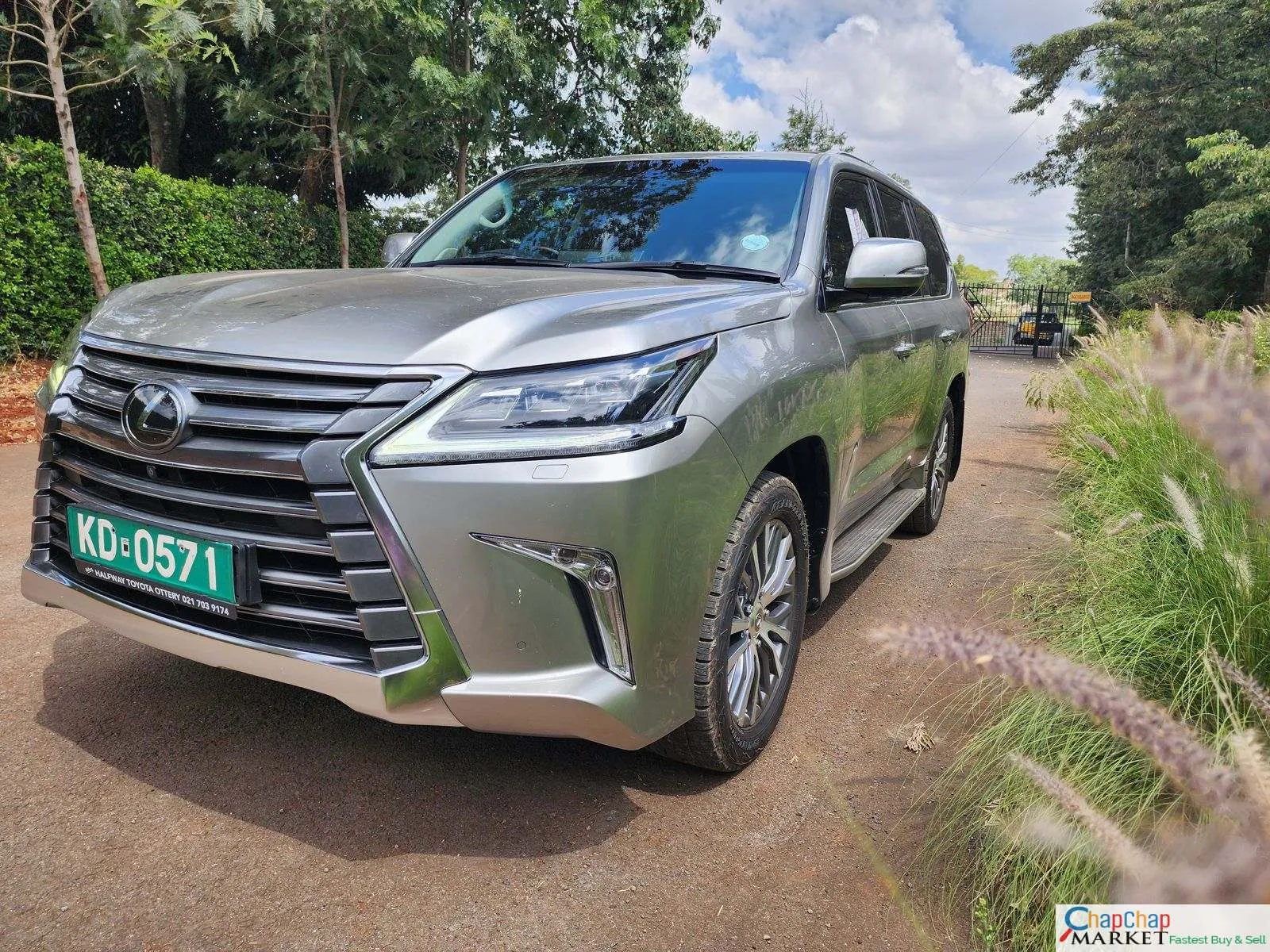 LEXUS LX 450D 450 D For sale in kenya hire purchase Fully Loaded EXCLUSIVE! 2017