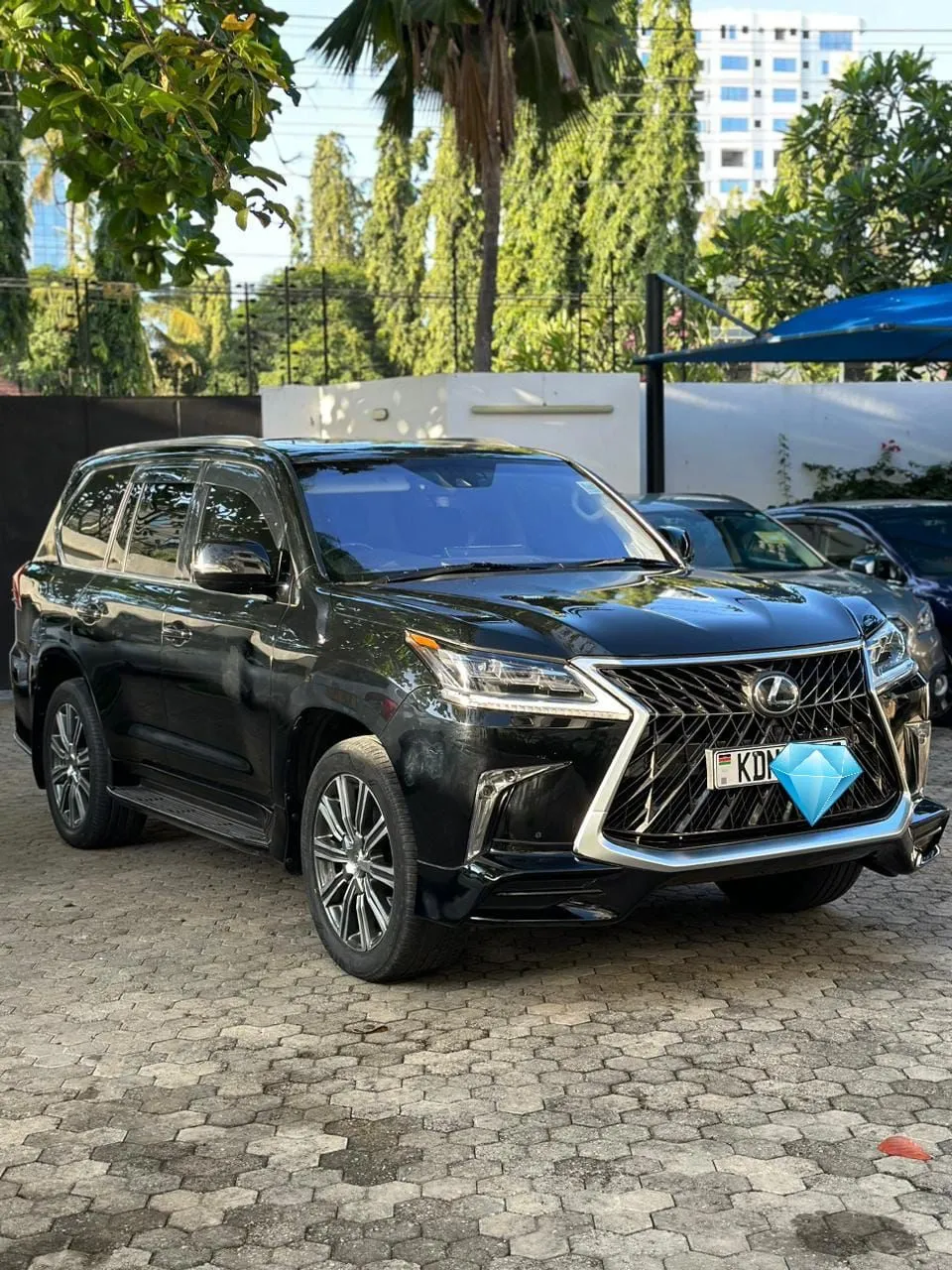 LEXUS LX 570 Kenya asian owners CHEAPEST 🔥 Lexus lx 570 for sale in kenya HIRE PURCHASE installments OK EXCLUSIVE For SALE in Kenya