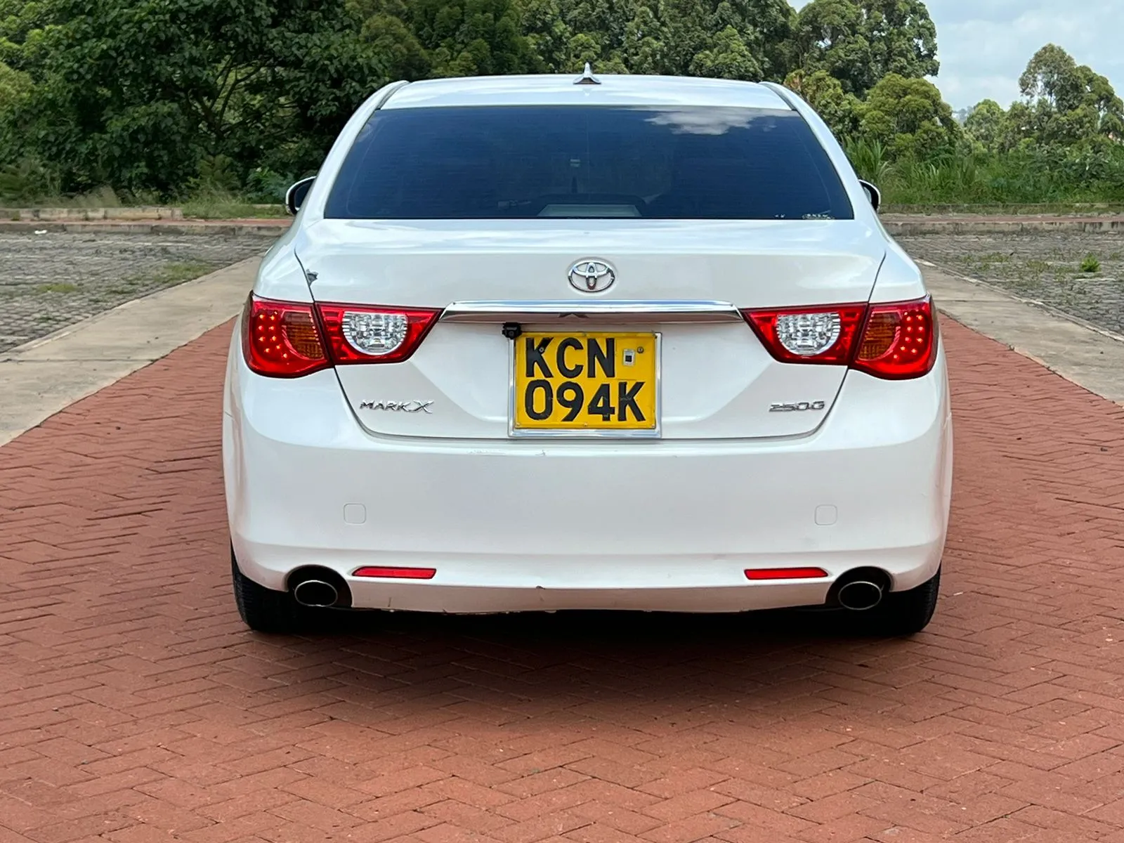 Toyota Mark X for sale in Kenya QUICK SALE You Pay 30% Deposit Trade in OK EXCLUSIVE 🔥