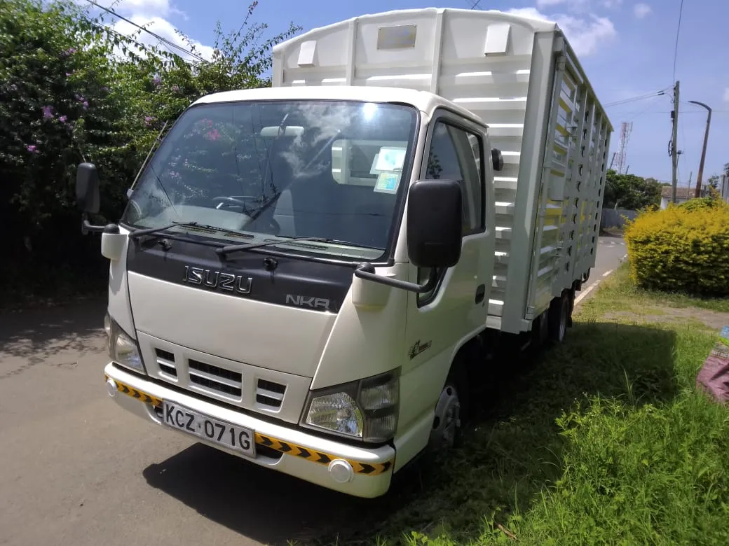 ISUZU NKR 2020 locally assembled QUICK SALE You Pay 30% DEPOSIT Hire purchase installments local