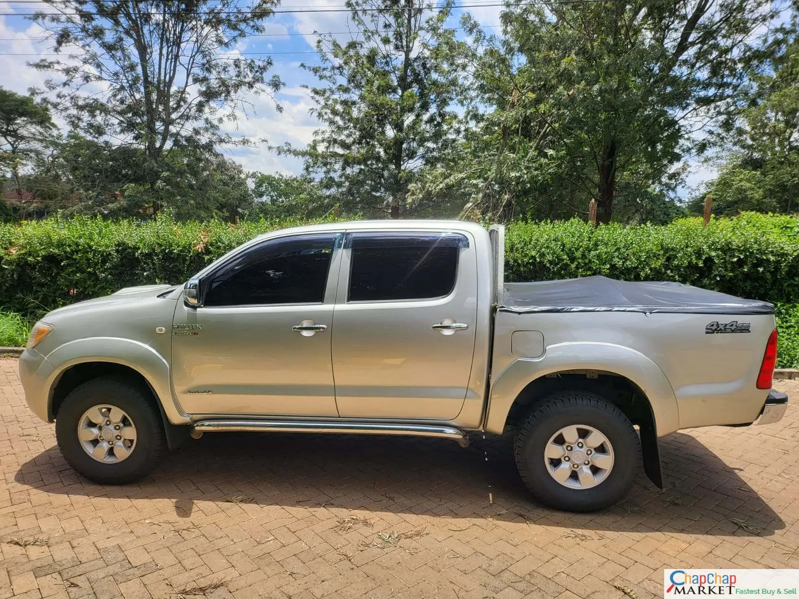 Toyota Hilux Auto Double cab QUICK SALE You Pay 30% Deposit trade in OK Hire purchase installments manual
