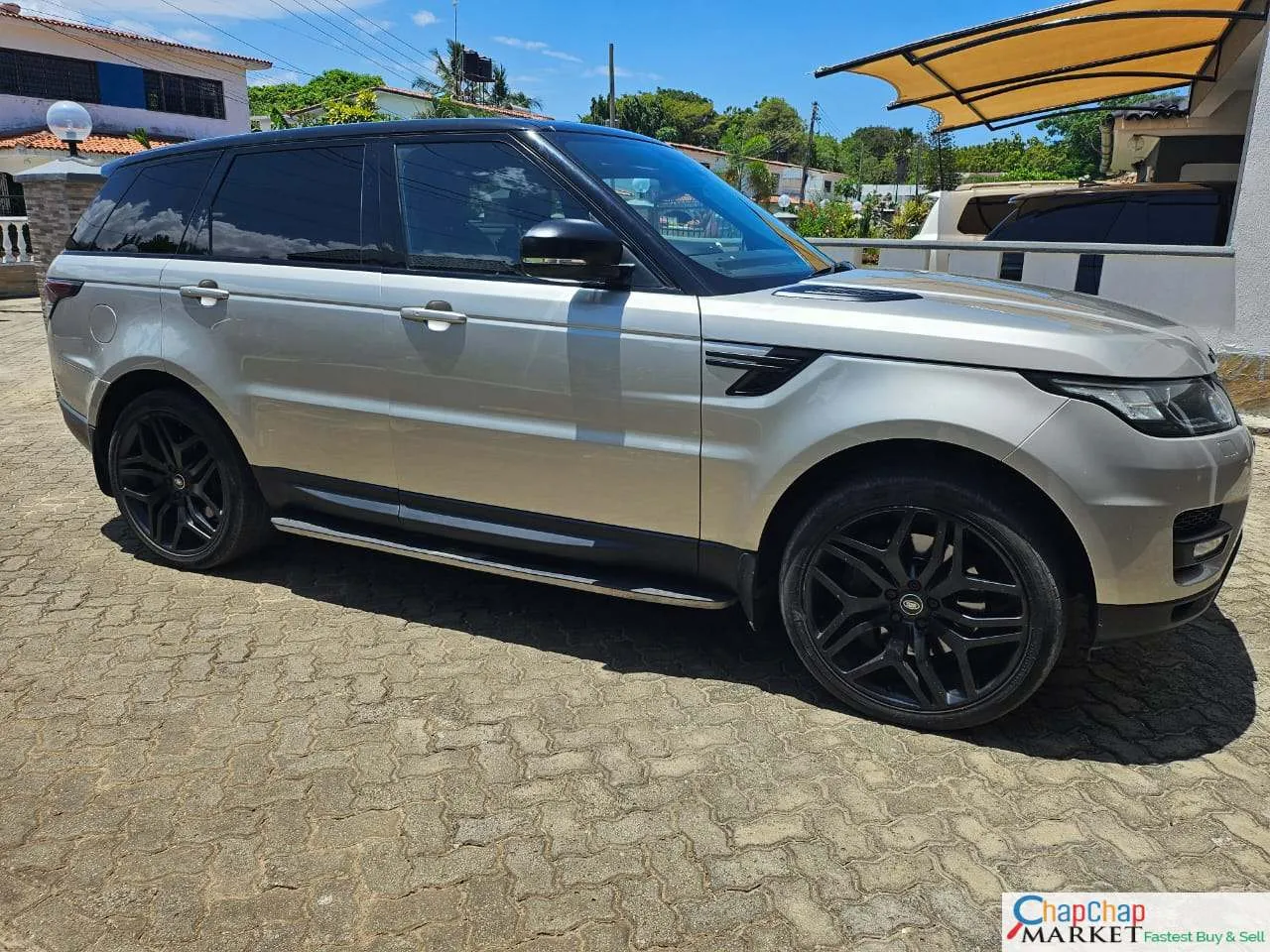 Range Rover Sport kenya JUST ARRIVED CHEAPEST You pay 30% deposit Trade in OK sport for sale in kenya hire purchase installments EXCLUSIVE