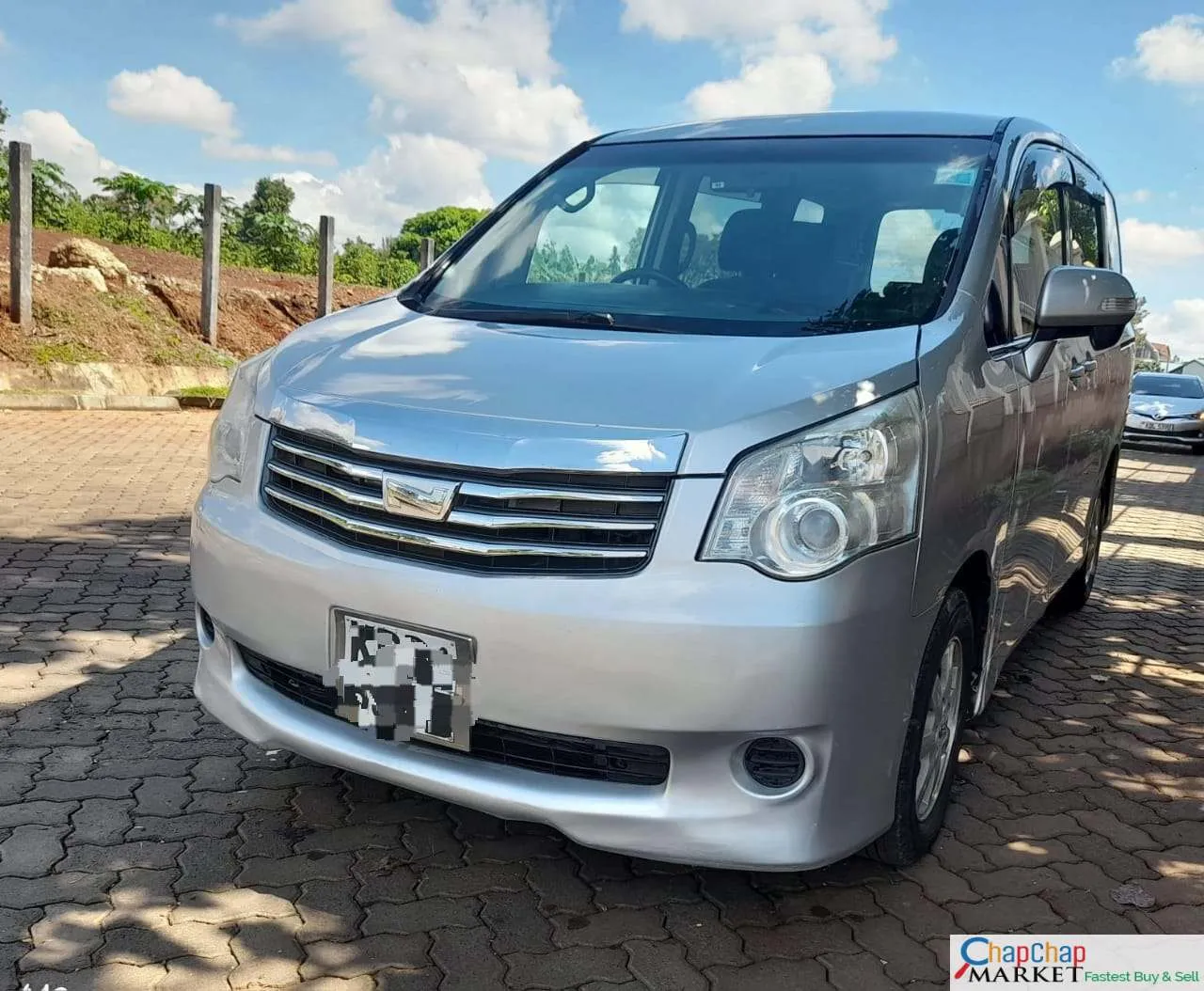 Toyota NOAH kenya 🔥 You Pay 30% Deposit Trade in OK Toyota Noah for sale in kenya hire purchase installments EXCLUSIVE