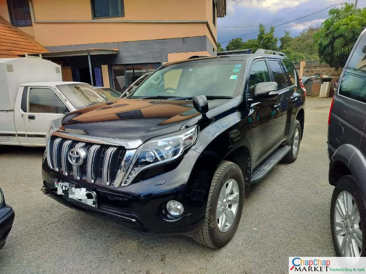 Toyota PRADO for sale in Kenya Sunroof Quick SALE TRADE IN OK EXCLUSIVE! Hire purchase installments 2017