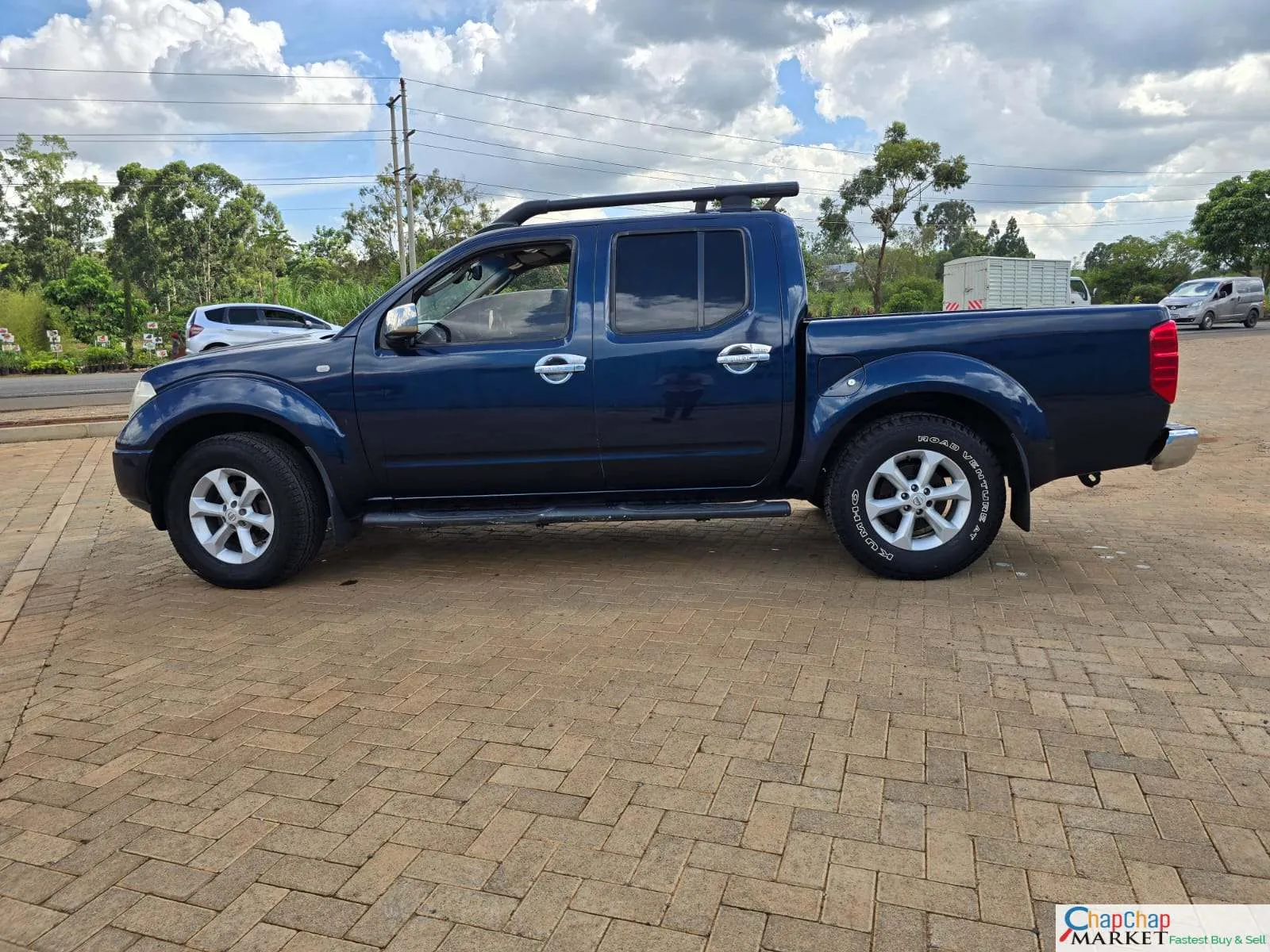 Nissan Navara Double cab QUICK SALE You Paul 40% Deposit installments trade in OK EXCLUSIVE