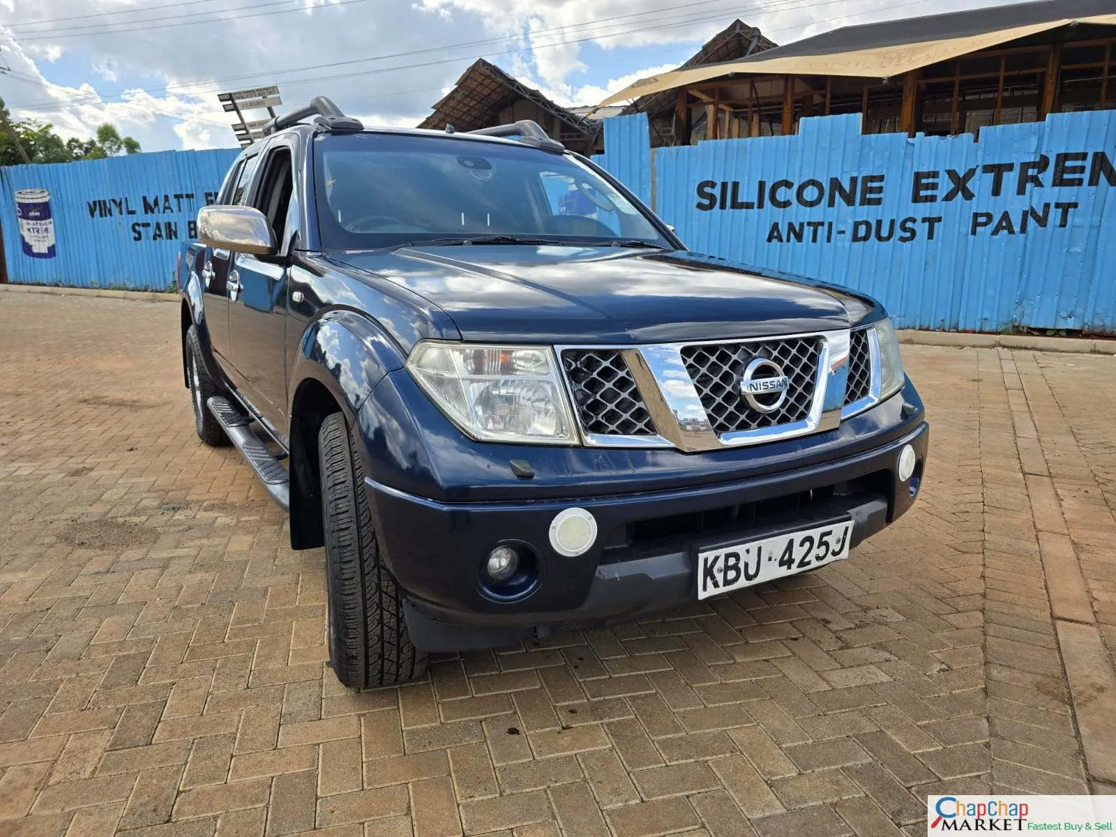 Nissan Navara Double cab QUICK SALE You Paul 40% Deposit installments trade in OK EXCLUSIVE