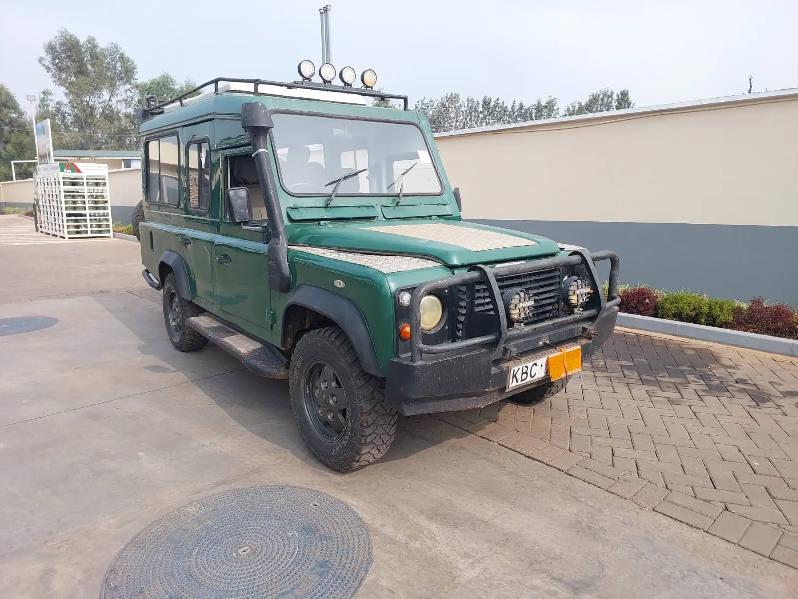 Land Rover Defender tour cruiser local You Pay 40% Deposit INSTALLMENTS Trade in Ok Hire purchase installments New offer