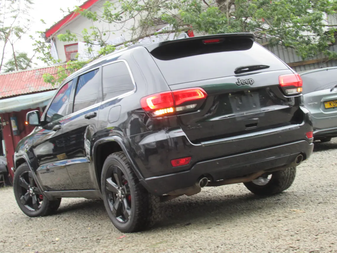 Jeep Grand Cherokee Overland Top spec QUICK SALE You Pay 30% Deposit Trade in OK! Hire purchase installments